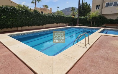 Солнечная квартира в центре Альбира